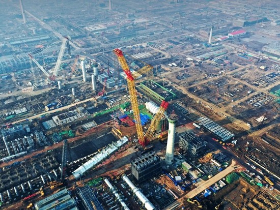 全球唯一！徐工第三台<em>4000吨</em>履带起重机首吊！