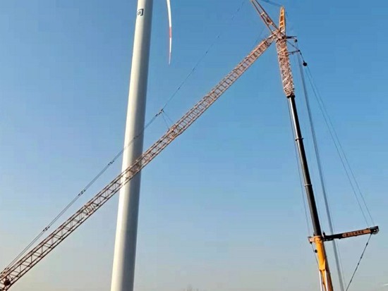 利勃海尔800吨最长工况！挑战140米风机检修！