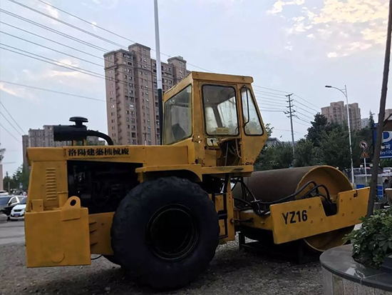 老故事丨瑞云第一台压路机的故事