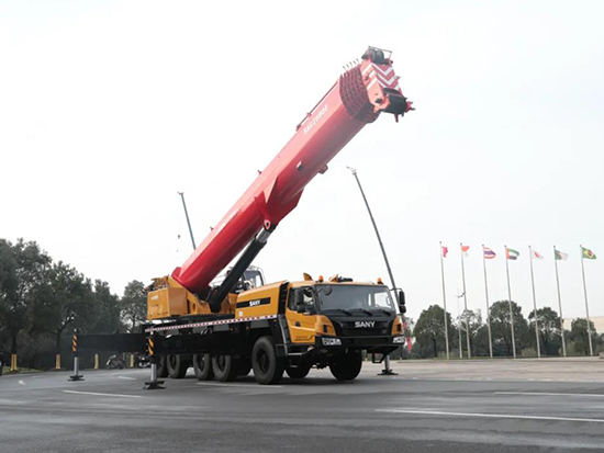 SAC2000E│兩百噸級的設備怎么選？看完不糾結