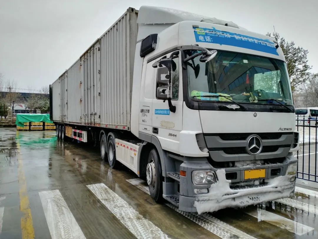 一辆奔驰Actros2644重卡用户的访谈实录