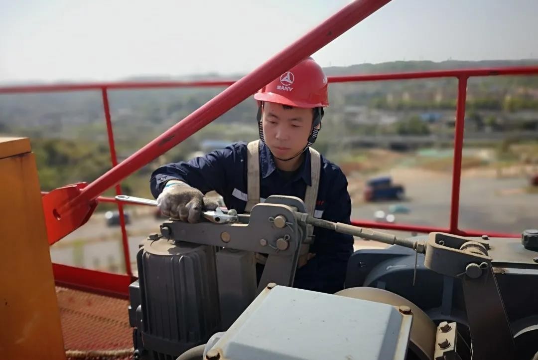 “你来了，我才放心”！三一集团2020年度优秀服务工程师王文