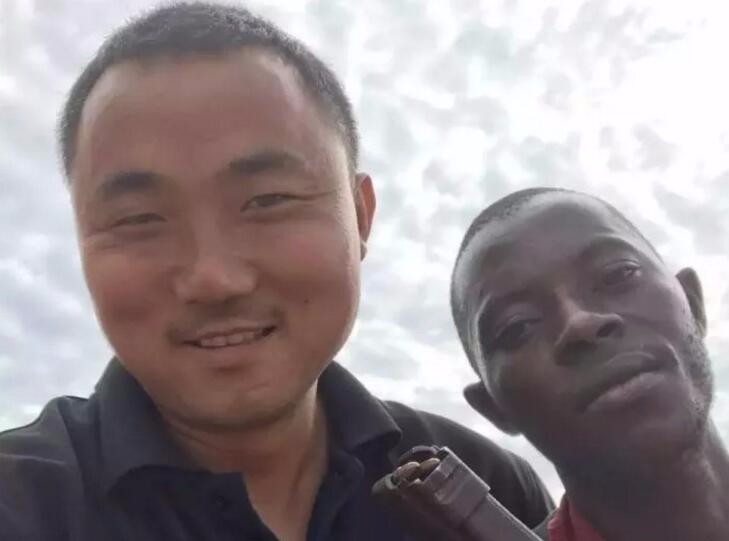 一位外派非洲 戴纳派克压路机售后服务的故事