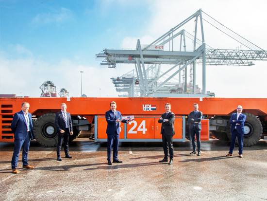 VDL获得荷兰ECT码头 77台混合动力AGV订单