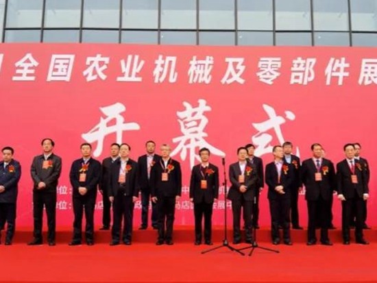 创新驱动，智领未来——中联农机高端智能产品精彩亮相春季展