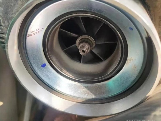 柳工：为什么你的机油消耗大？