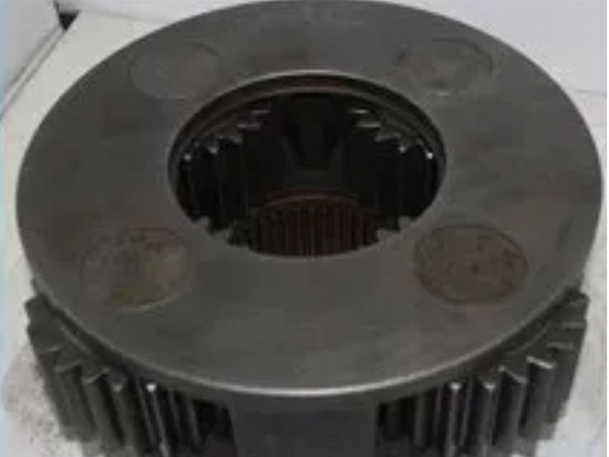 为什么挖掘机行走齿轮油只需加一半？