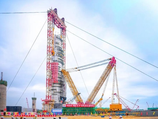 4606吨！两大“世界级”装备，联手刷新亚洲纪录！