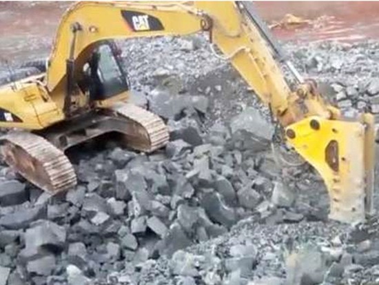 挖掘机破碎锤如何安装 操作注意事项有哪些？