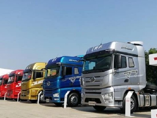 牵引车3月实销12万辆创纪录！重汽/三一翻一倍 解放3.6万再夺冠