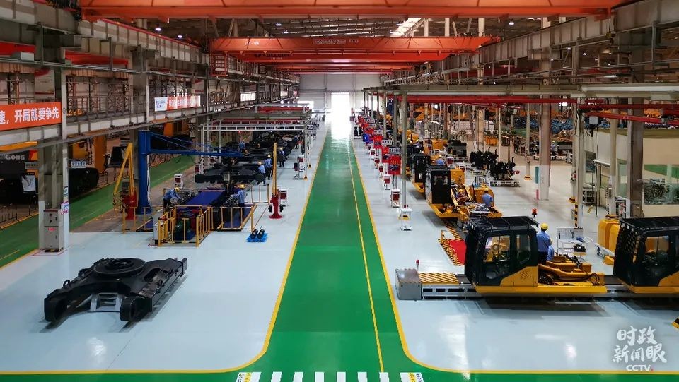 时政新闻眼丨从“柳工牌”到螺蛳粉，习近平<em>柳州</em>之行大有看点