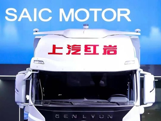 上海车展偶遇高IQ纯电重卡，绝技技能包让老司机汗颜！