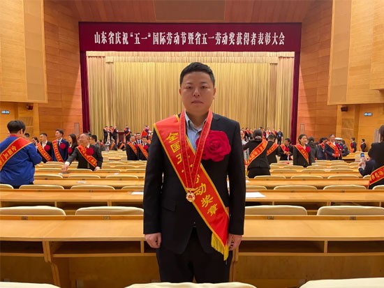 匠心鑄就可靠！山東臨工高級技師喬良雨榮獲“全國五一勞動獎章”