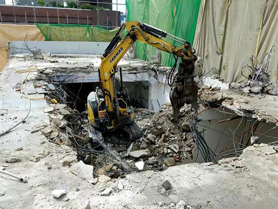 微挖室内拆除新型设备环保液压剪已成为趋势