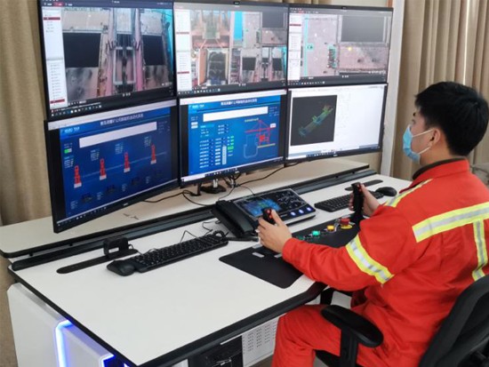 董矿公司卸船机自动作业功能初步调试成功