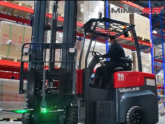 有限空间极致存储_米玛MIMA铰接式叉车MJ