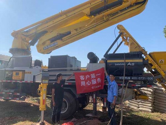 混凝土泵车泵送时的几点注意事项