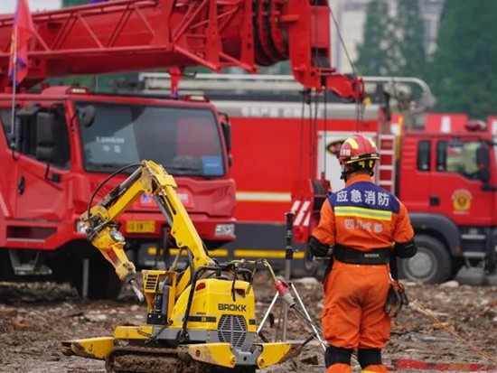 中联重科“应急使命·2021”抗震救灾演习