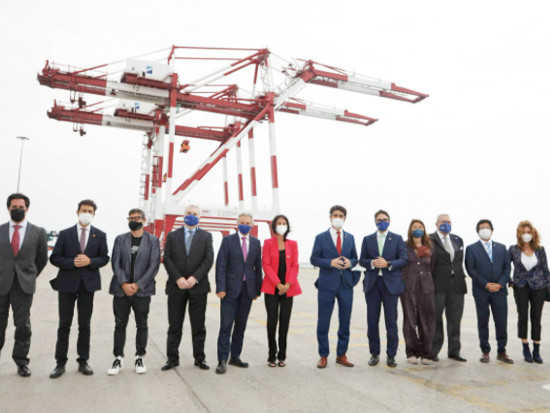 Barecelona 欧洲南码头获得新的港口设备