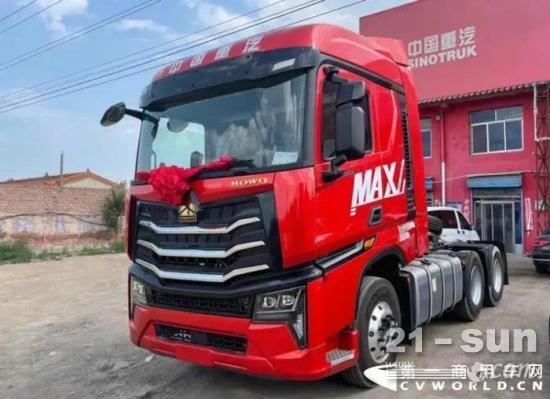 中国重汽豪沃max牵引车