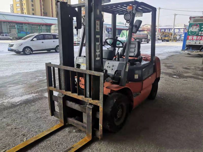 辽宁省沈阳市出租CPCD30内燃式叉车