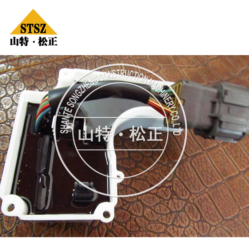 小松D275A-5推土机风扇马达支架17M-03-46711