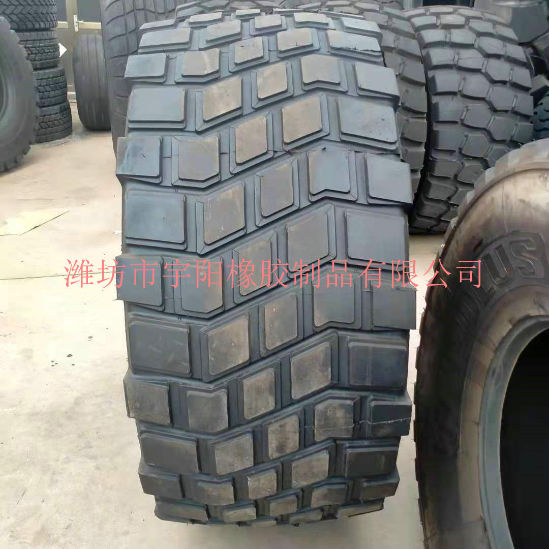 泰凯英24R20.5油罐卡车沙漠运输车轮胎真空宽基轮胎
