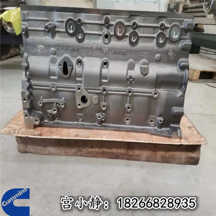 小松PC360-7挖掘机缸体4089241康明斯6C单节温器