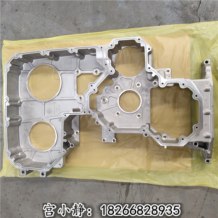 徐工齿轮室4059393 QSX15配件库 挖掘机齿轮室安装