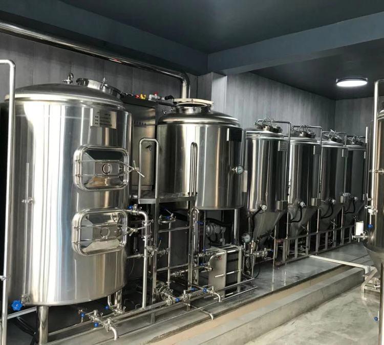 沈阳酒吧精酿啤酒设备供应厂家 1000升啤酒糖化设备