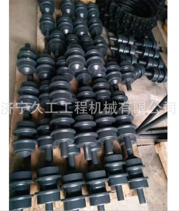 徐工挖掘机配件 徐工EC80 履带板挖掘机履带板支重轮引导轮拖轮