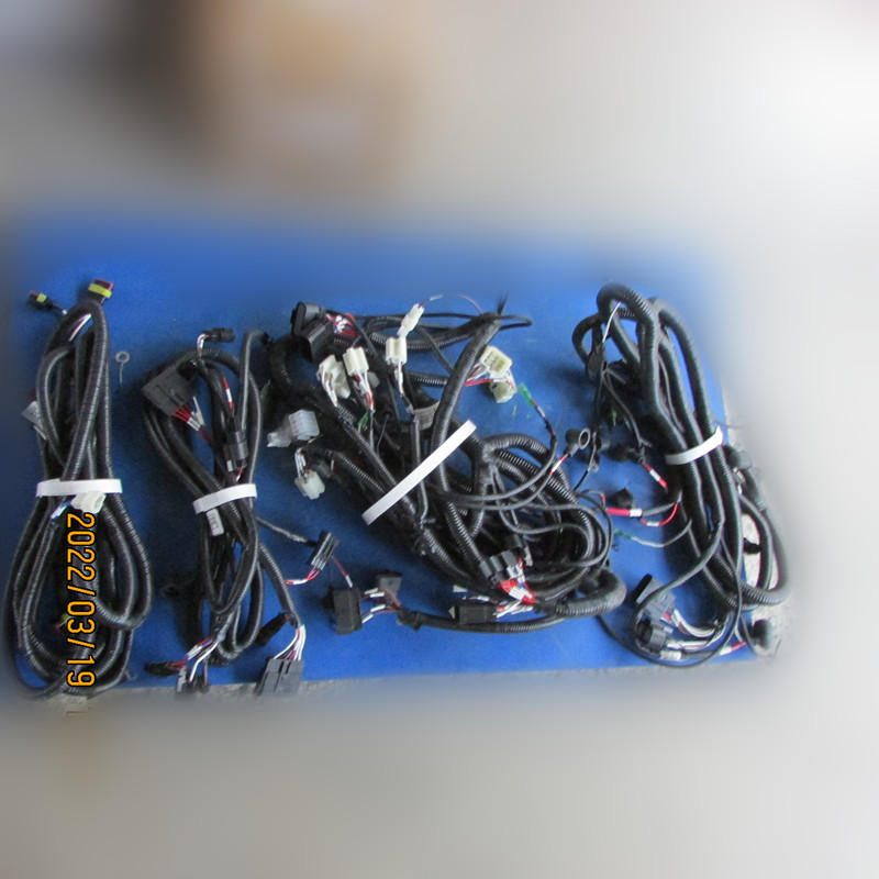 供应徐工3吨装载机配件252606203-300K(DC)V.11L＊线束总成 
