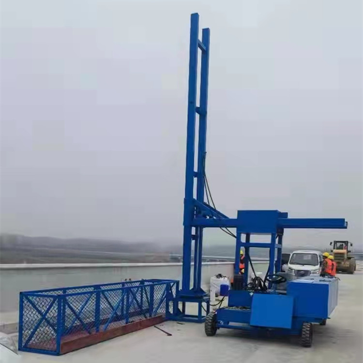 高架桥梁外侧施工平台   自行走平台施工作业车  防撞墙模板台车