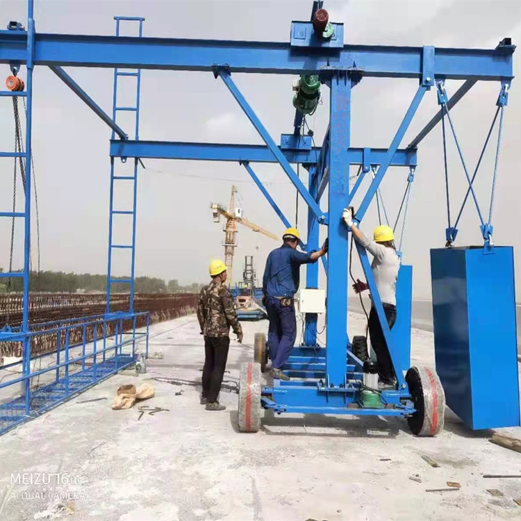 高架桥梁护栏外侧施工作业车  防撞墙模板台车  高空作业安全平台