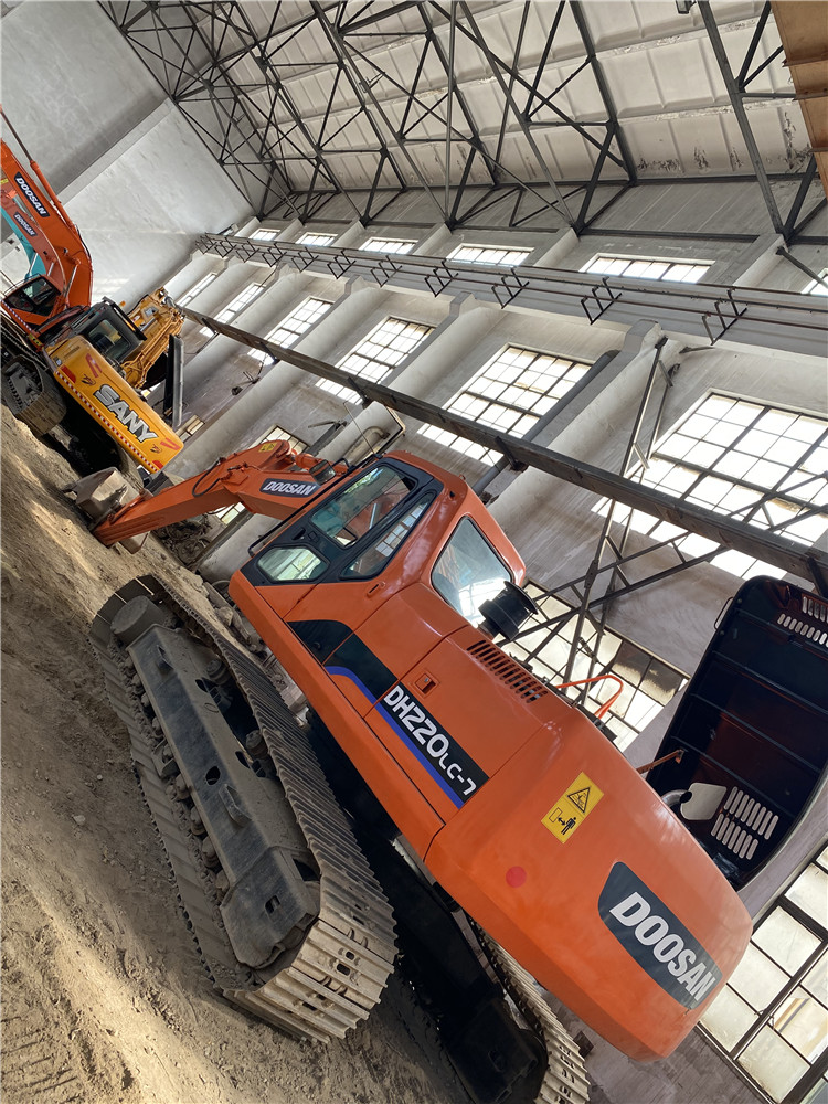 江西迪万伦二手挖掘机