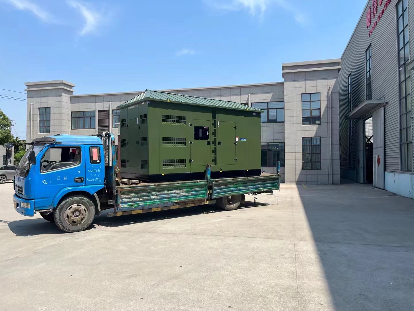 武汉地区体育馆1000KW玉柴发电机负载箱租赁冷却与通风
