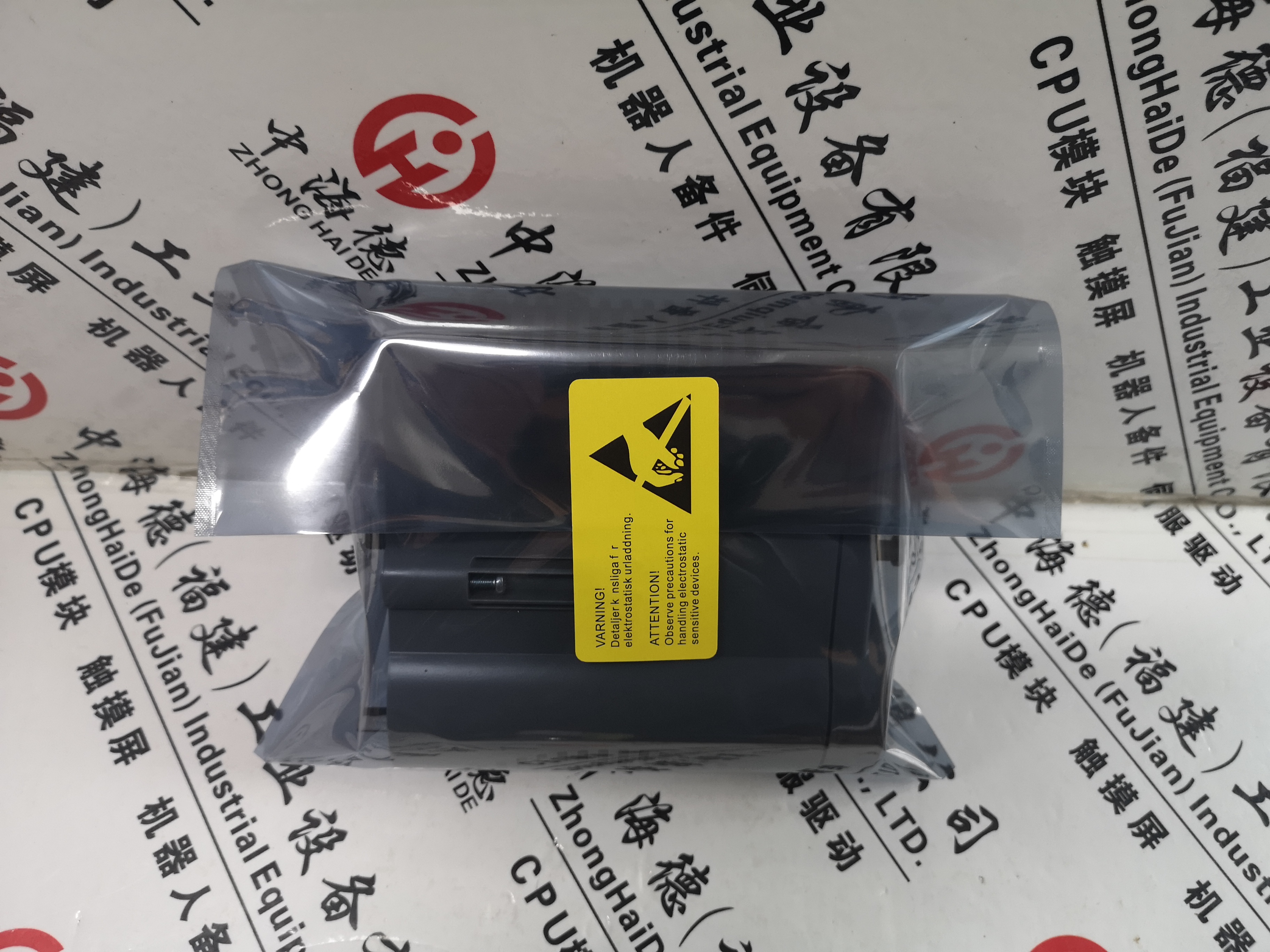 MAC112D-0-ED-4​-C/130-A-0
