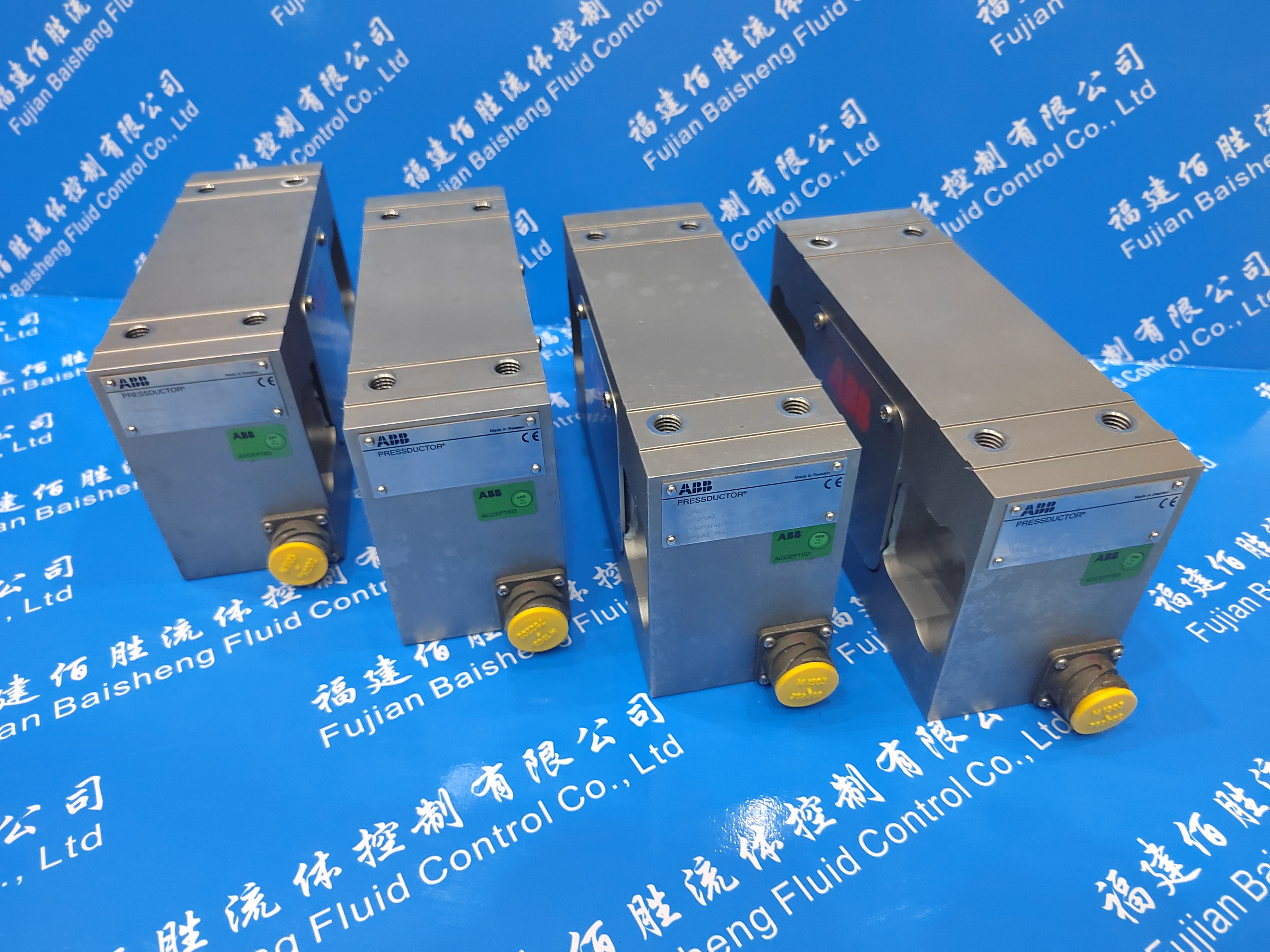 RXM2LB2P7