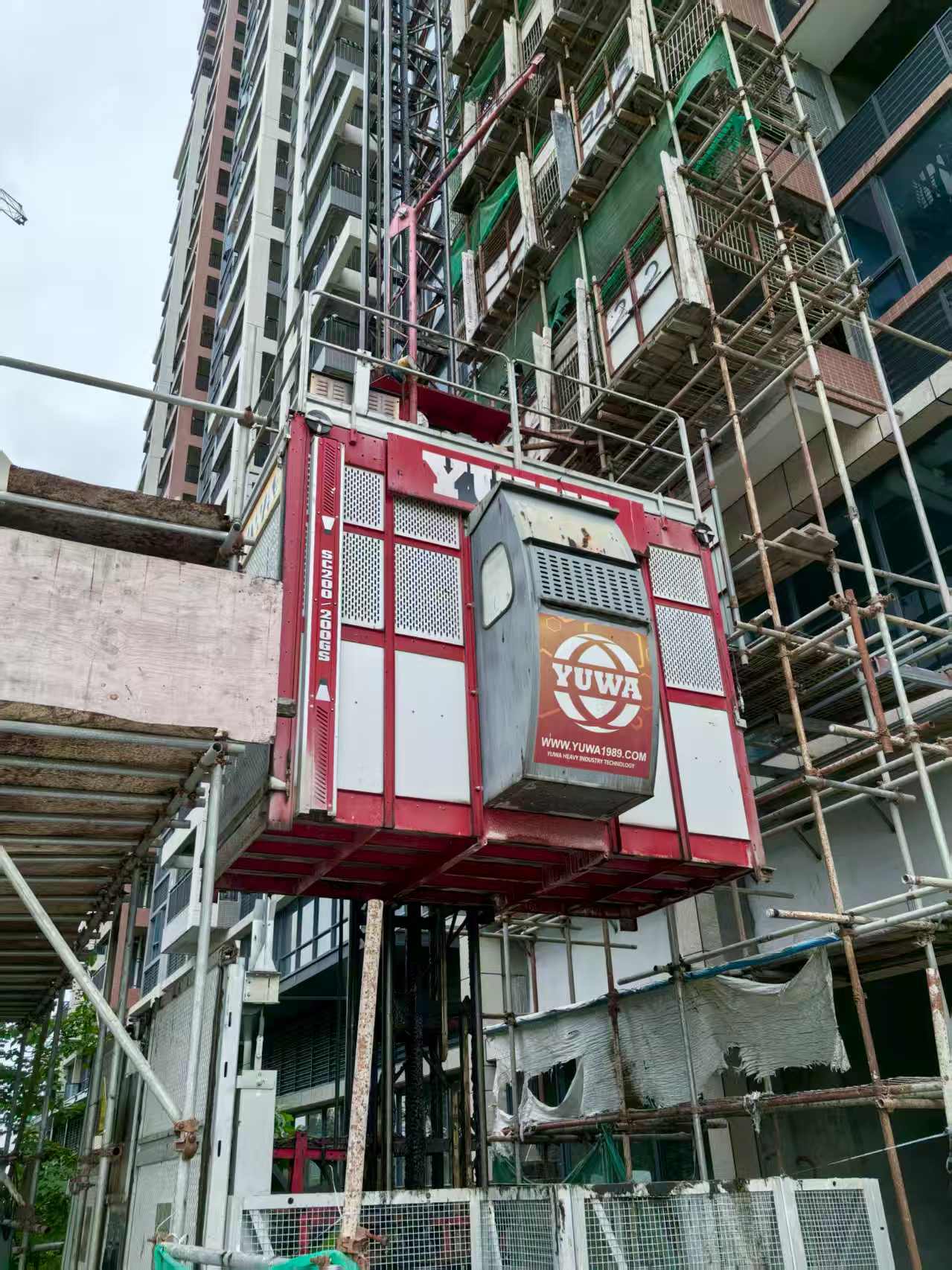 其他SC200/200GB高空作业设备