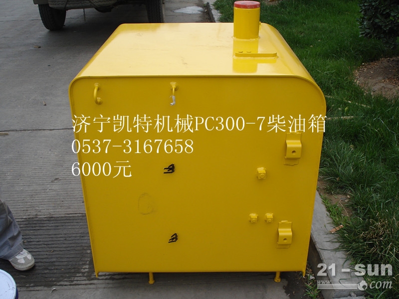 供应小松挖掘机PC300-7柴油泵低价销售·