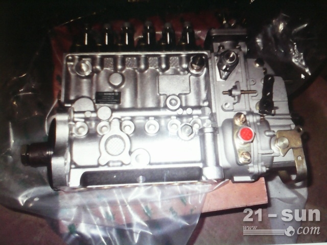 小松PC300-7柴油泵 ....