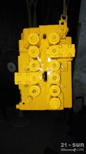 现代215-7/225-7/305-7挖掘机用韩国多路阀分配阀控制阀分配器