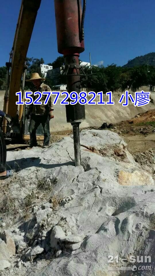 岩石机载式分裂机由广西柳州液压机械有限公司研发生产