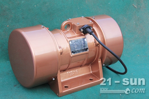 供应ZW-10-6振动电机，通用型振动电机
