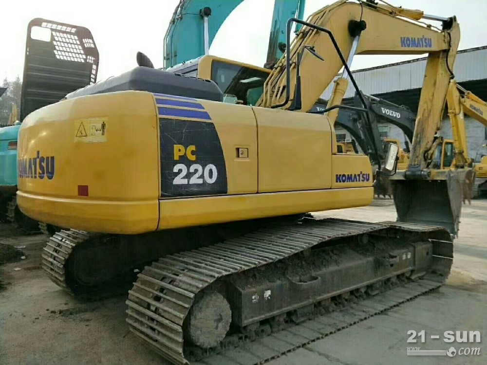 小松PC220二手挖掘机