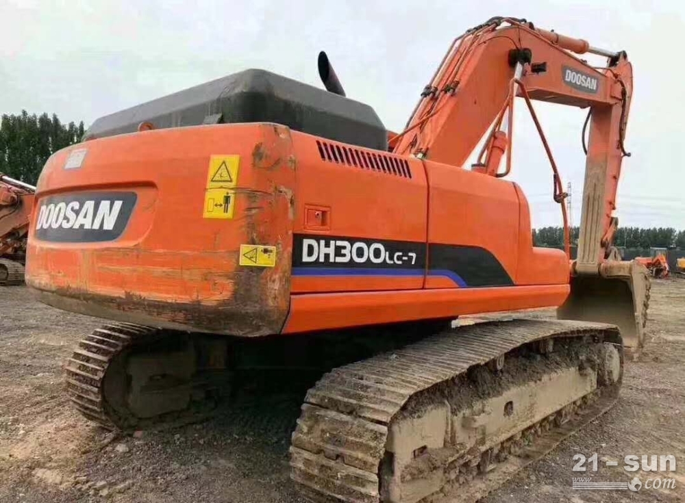 斗山DH300-7二手挖掘机