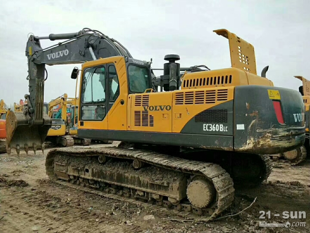 沃尔沃EC240B挖掘机二手挖掘机