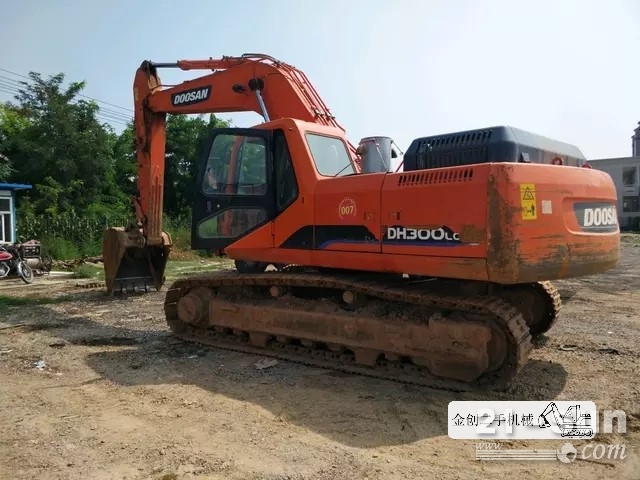 斗山300-7二手挖掘机