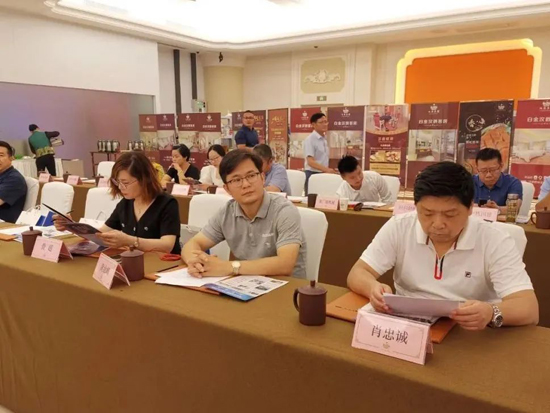 江苏（南京）工程机械商会第三届二次会议在宁成功召开