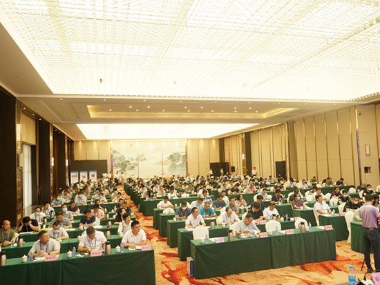 第二屆中國起重機械安全、綠色、智能高質量發展大會在江西省新余市召開